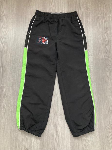 Sportovní kalhoty, 152