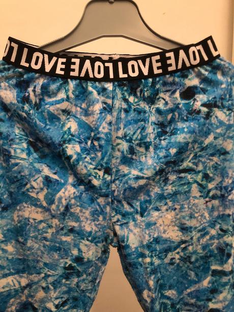 Barevné legíny, 122