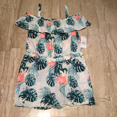 Lehoučký letní overal, 152