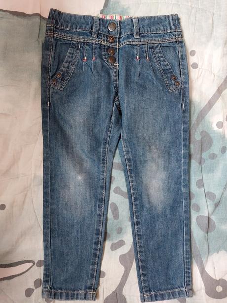 Džíny, 104