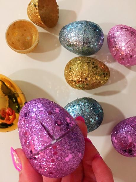 Velikonoční dekorace - vajíčka,