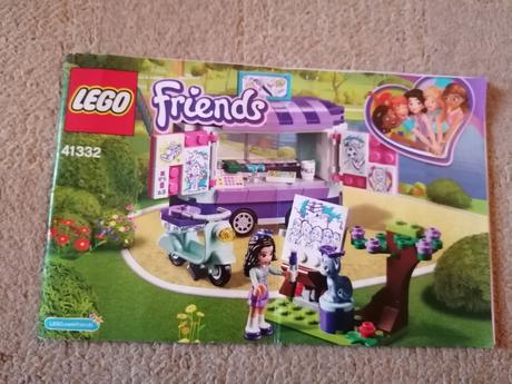 Lego friends 41332 emma a umělecký stojan, 