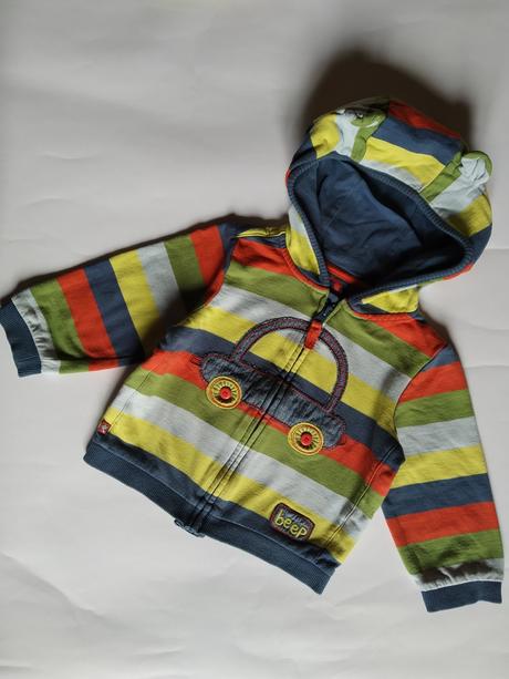 Mikina s autem, tu,86