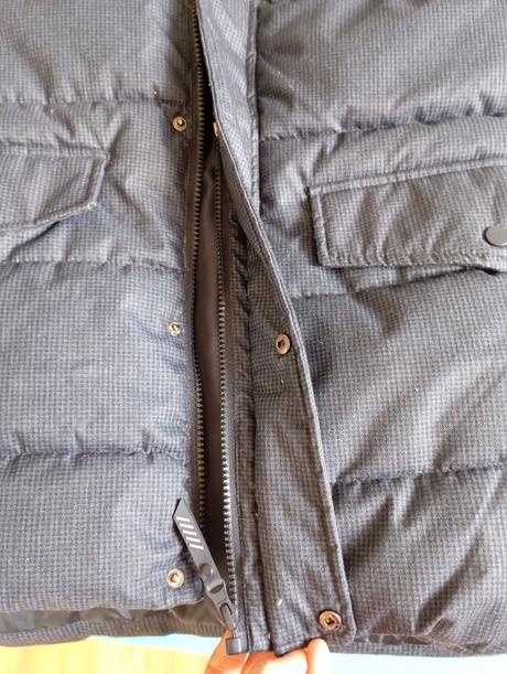 Úžasná dlouhá chlapecká zimní bunda, sinsay,152