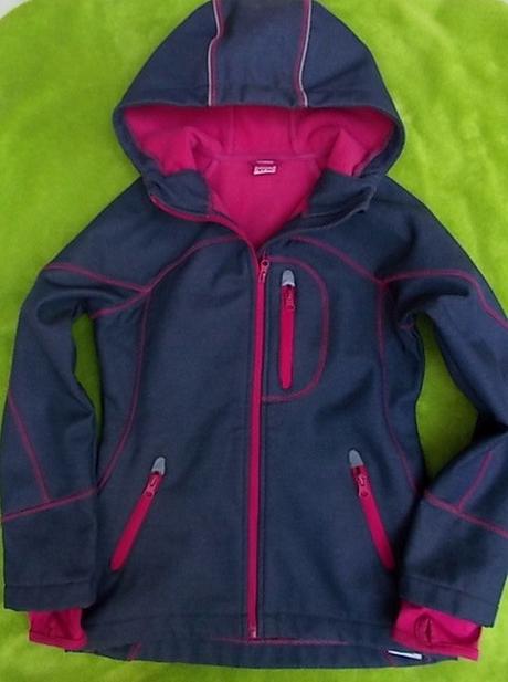 N21	dívčí softshellová bunda vel. 146, 146