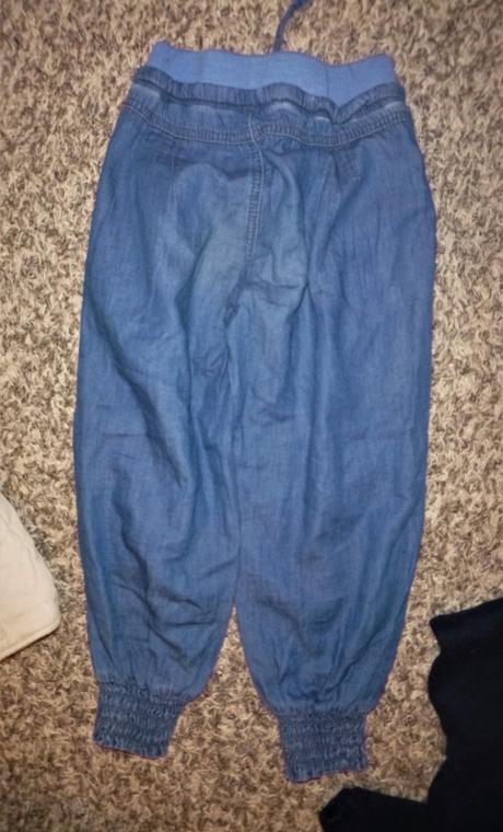 Vesta holčičí+džíny a tepláčky - vel.cca.110-116, 104–116