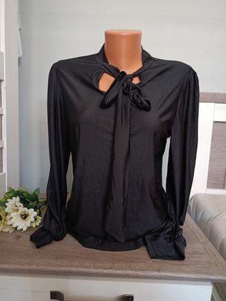 Halenka s úvazem, m