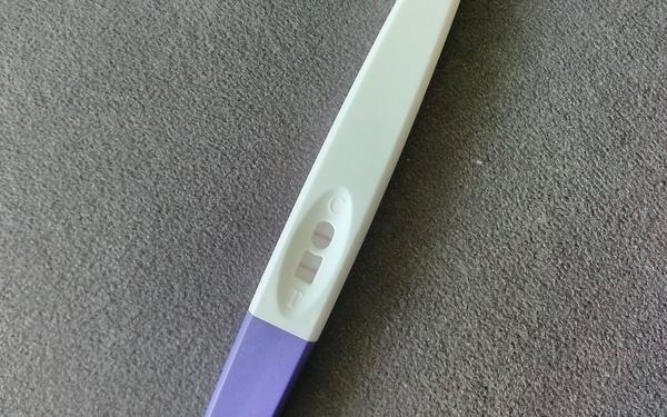 Je ovulační test pozitivní? Dvanáct dnů do menstruace