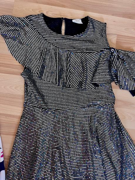 Šatičky dívčí 140, zara,140