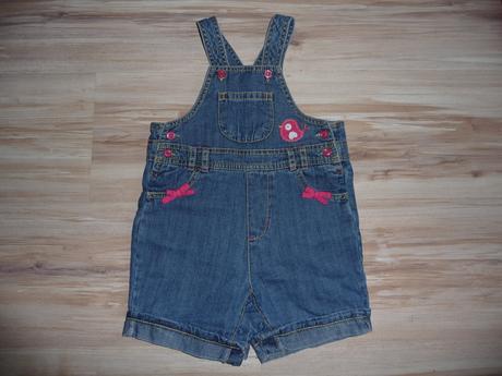 Džínové šortky, 74