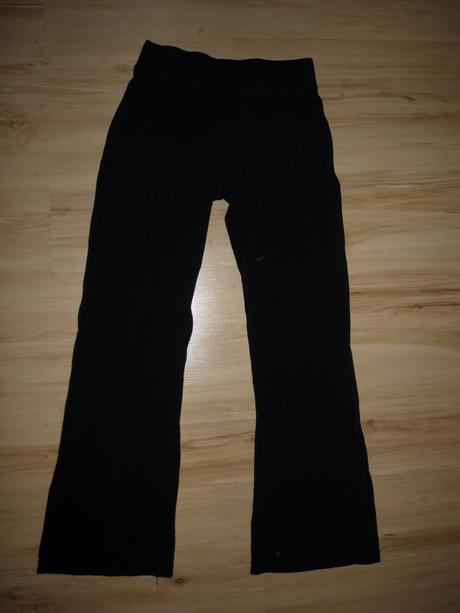 Černé dívčí tepláky, marks & spencer,146