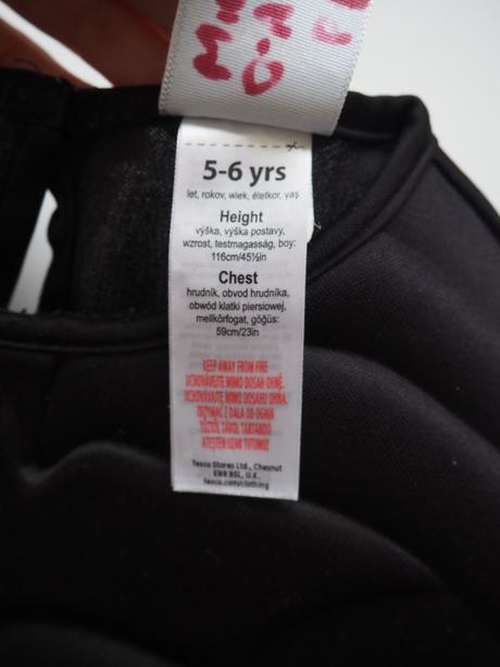 Kostým batman vel 116,