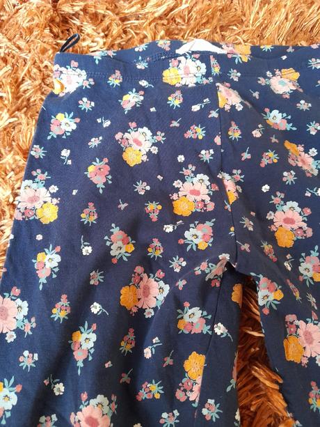 Legíny, kalhoty caa, modré květované, c&a,140