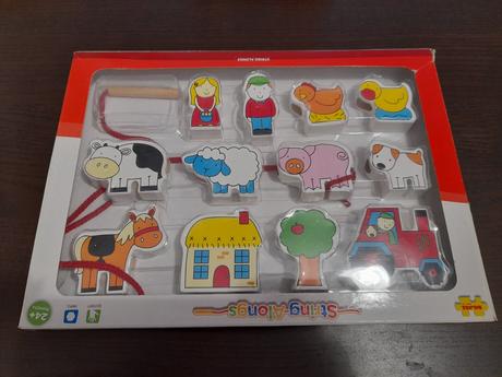 Dřevěné navlékací zvířátka, 