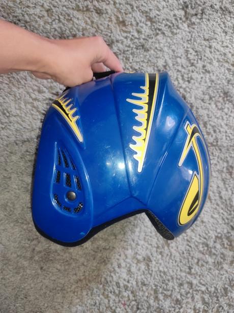 Lyžařská helma, xs