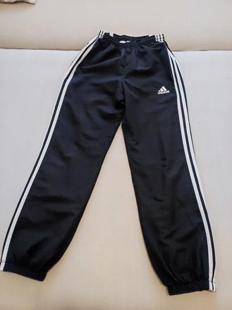 Šusťákové kalhoty adidas vel. 152, adidas,152