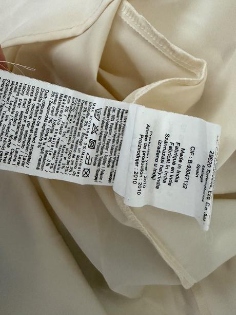 Béžovo-hnědé šaty velikosti s od vila, s