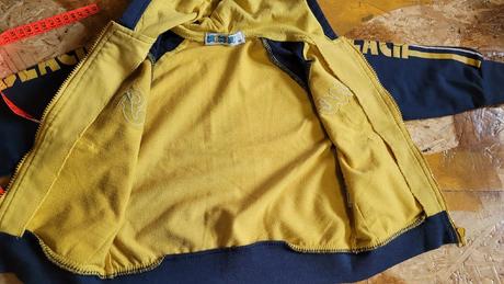 Tepláková souprava, tepláky a ponožky, 86–98