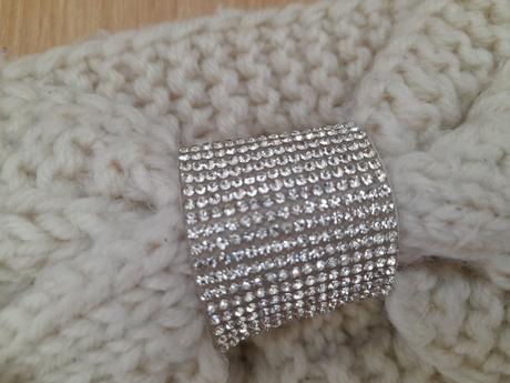 01 - sada čelenek a nákrčníků - cena za celou sadu, 