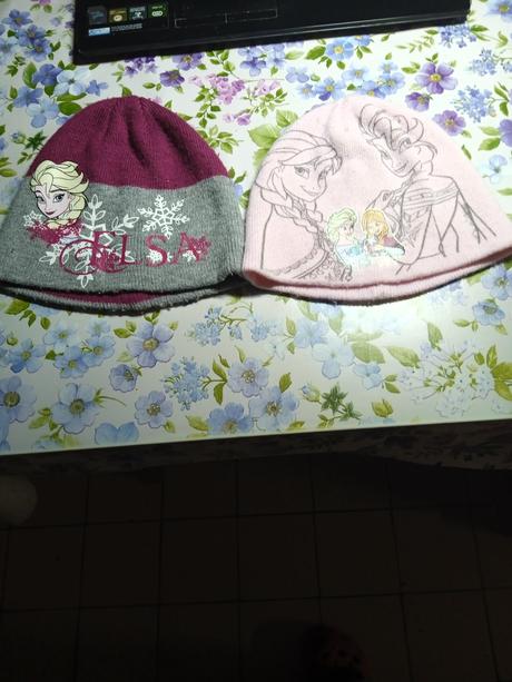 Dětské zimní čepice - velikost 122/128, 122