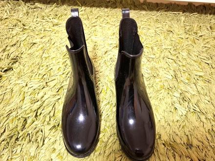 Černé nižší dámské holínky, vel. 39, 39