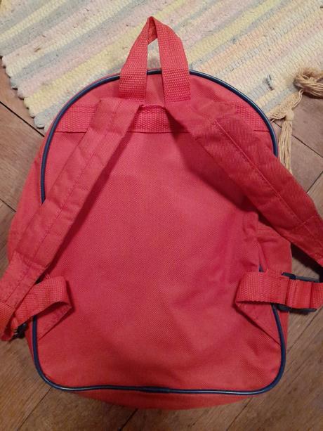 Menší batůžek,batoh minnie mouse červený,