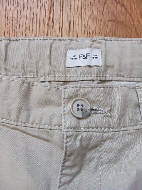 Kraťasy č.140, f&f,140