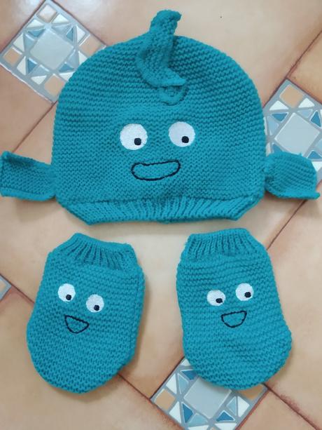 Čepice a rukavice early days, early days,86