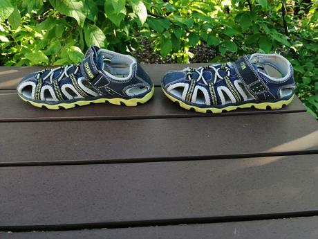 Sandálky vel. 33, 33