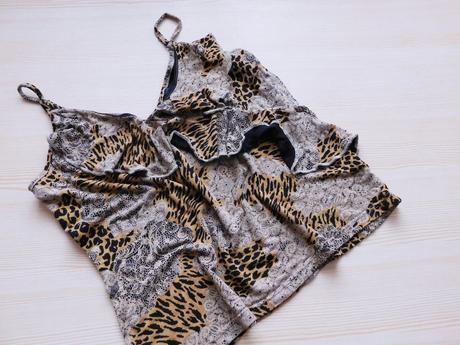 Elegantní triko s volánky saix vel.m/l, m