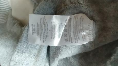 Troje šedé punčocháče, 116