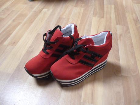 Tenisky na vyvýšeném klínu vel. 37-38, 37