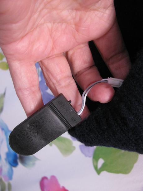 Tmavě modrý svetr s flitry a světýlkama, george,38