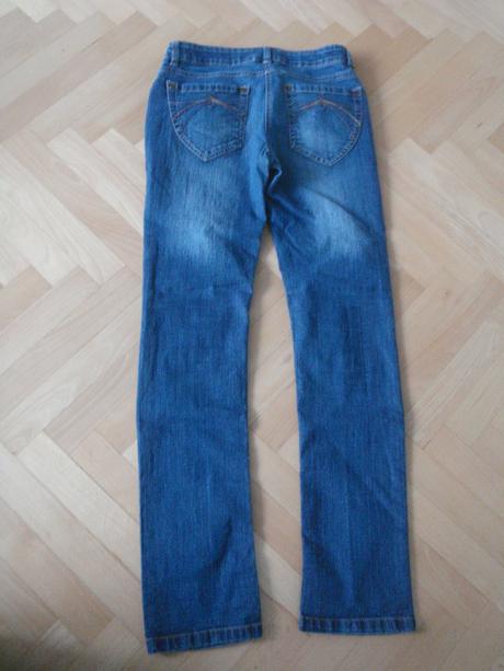 Džíny, 152