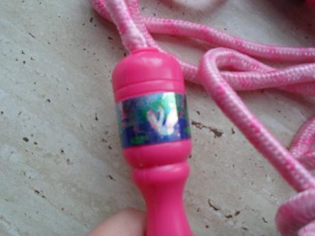 Růžové dívčí švihadlo,