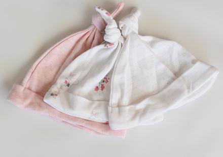 Čepičky vel. first size, next,50