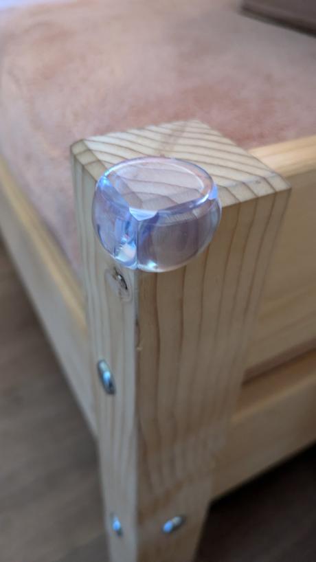 B17 transparentní ochrana rohů nábytku - 12 kusů, 