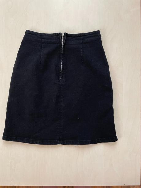 Černá sukně s rozparkem na stehno, vel 34/xs, deni, denim,xs