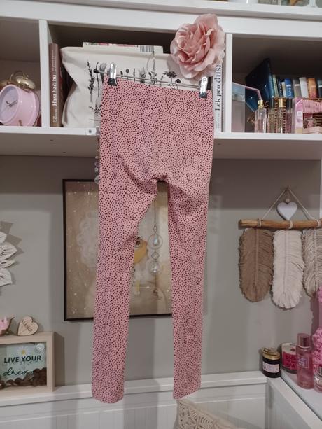 Puntíkaté legíny reserved, reserved,146