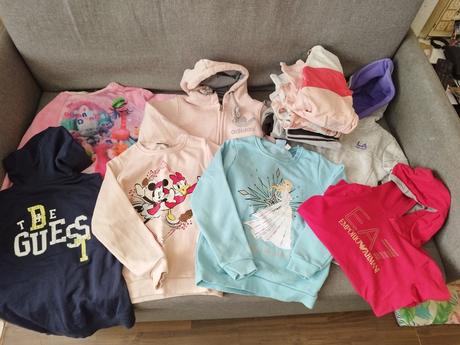 Balík oblečení holka 40ks,vel.122/128, 122–134