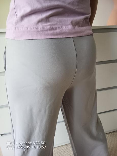 Tepláky zn."gina tricot" vel."m", gina,m