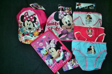 Minnie školní penál,kšiltovka,čepice,kalhotky,5-7, 