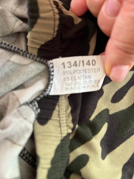 Leginy & elasťáky maskáč vel. 134/140, 134