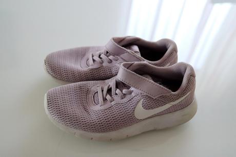 Dívčí botasky, nike,35