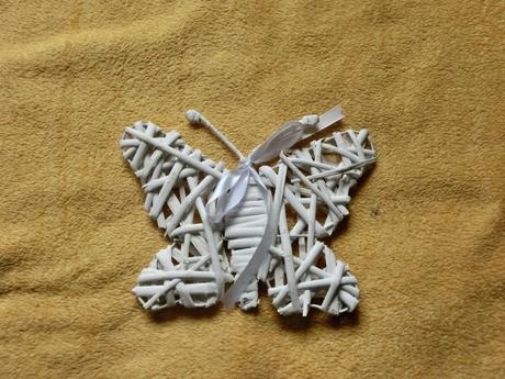 Dekorace proutěná motýl jysk,