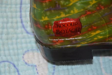 32 zelené gumáky, kocour v botách, 32