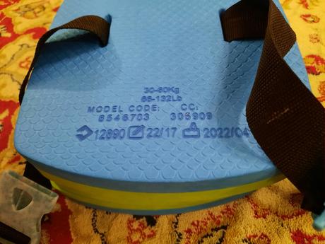 Plavecký pás nabaji,