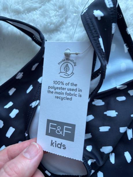 Plavky jednodílné -  v.9/10 let, f&f,140