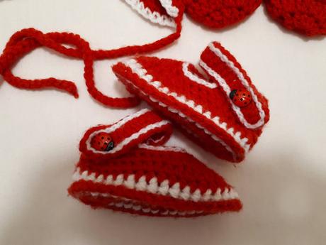 Zimní pletený komplet, čepička, rukavičky, capáčky, 80