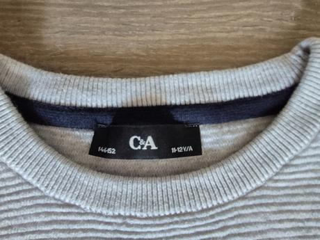 Svetr vel. 146, c&a,146